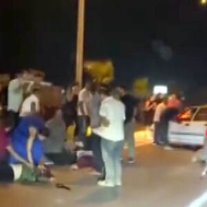 anne kiz yolun karisina gecmeye calisti ortalik savas alanina dondu 2w3lTxmF