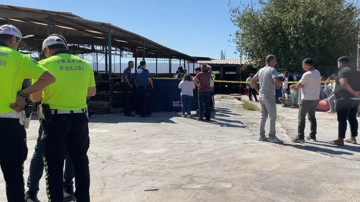 kamyonun carpmasiyla 3 yasindaki cocuk hayatini kaybetti uaODnPTS