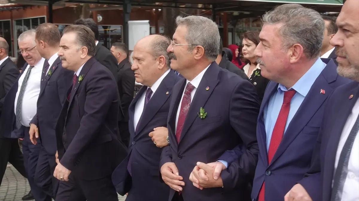 edremit zeytinyagi tadim festivali basladi p6lMeDbJ.jpg