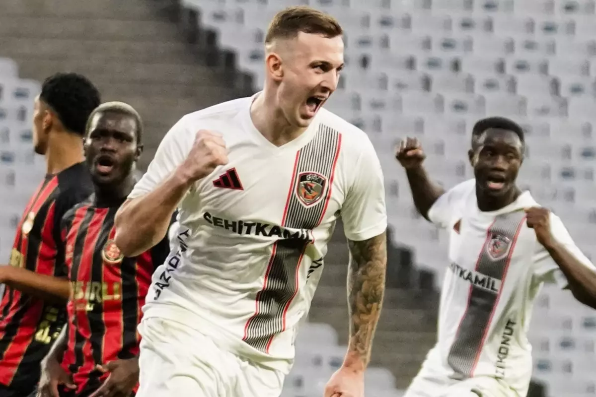 gaziantep fk istanbuldan 3 puanla dondu 6b9rfezH