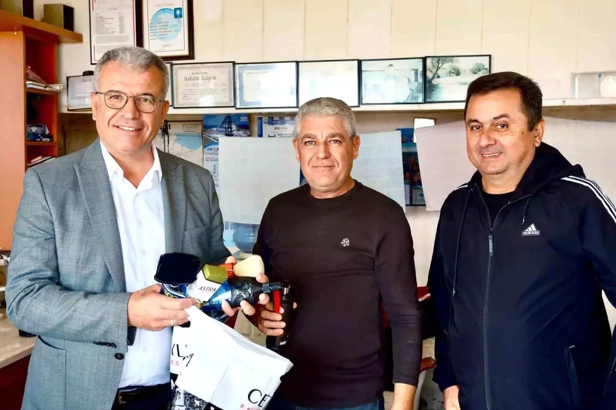 karabiga belediye baskani elbi berber esnafina destek ziyareti gerceklestirdi lrE8Cw6S.jpg