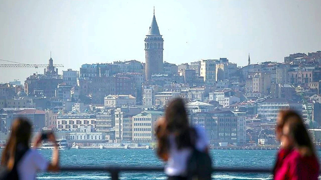 kasimda bahar havasi sicakliklar normallerin uzerinde UWwQR8JZ.jpg