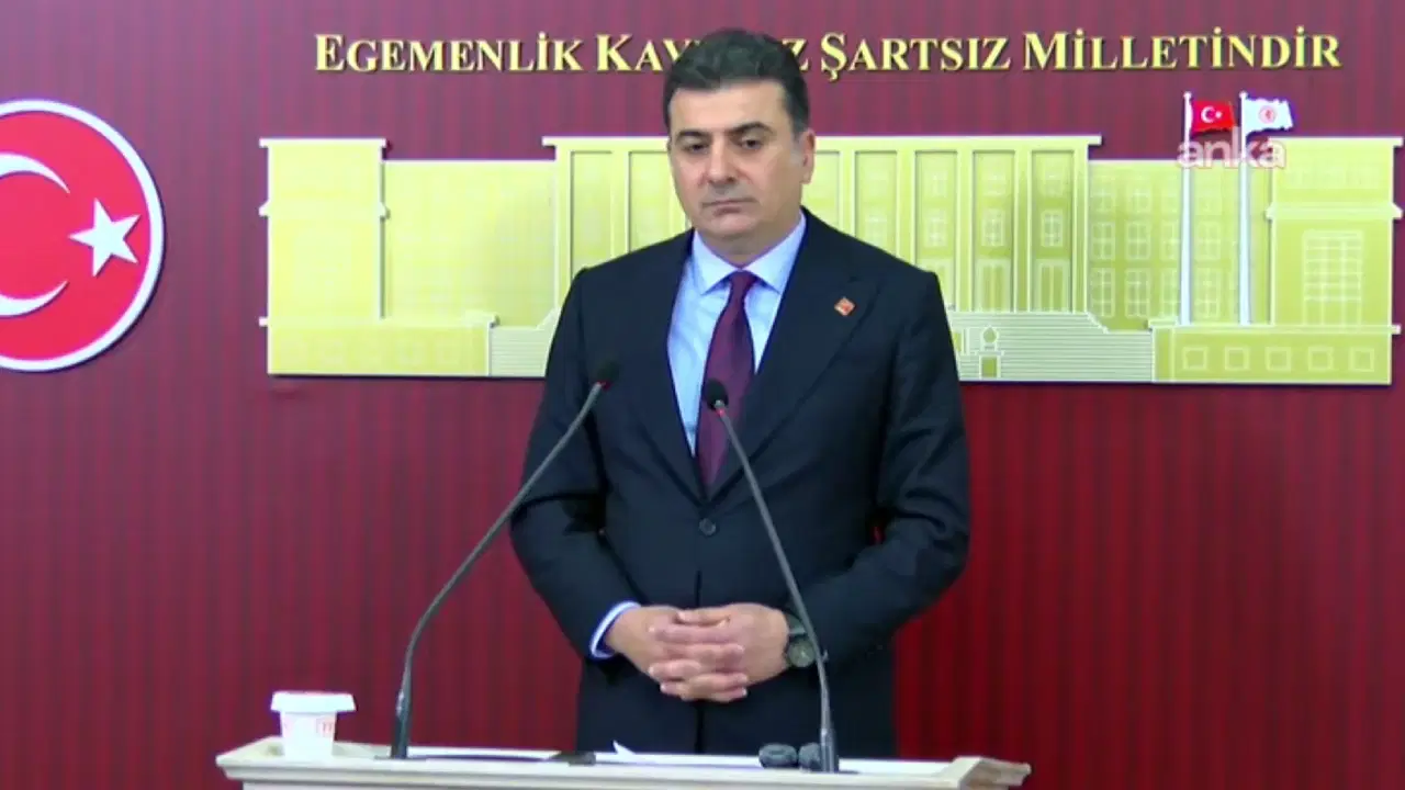 Zeynel Emre’den Müslim Sarı’ya ‘dokunulmazlık’ tepkisi: ‘Yargılanacaklarını nereden biliyorsunuz’